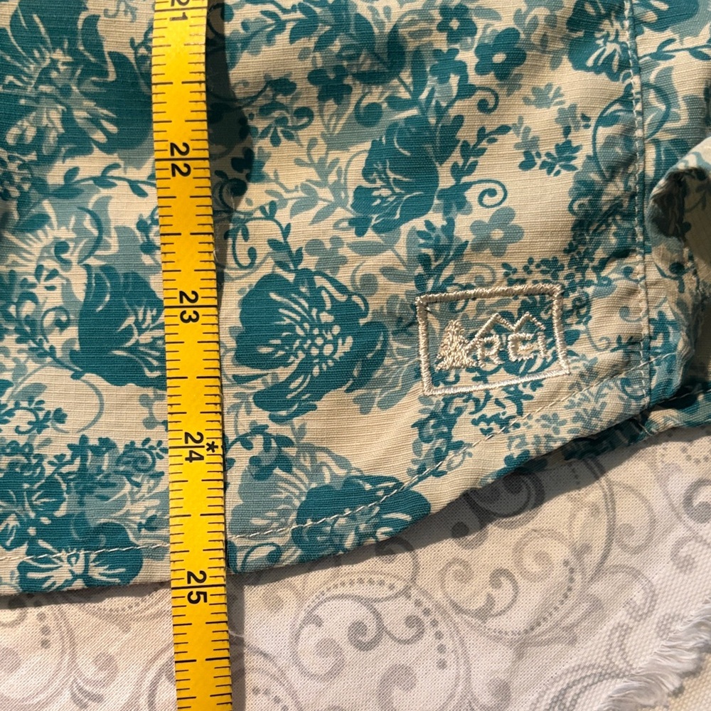 REI Women's Teal Floral Vented Button Down Shirt - Picture 8 of 12